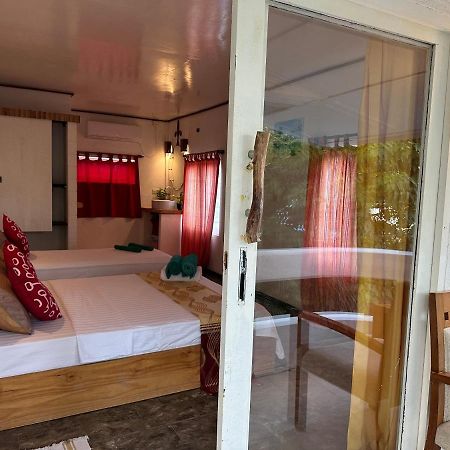 Dhiffushi Island Villa Exterior photo